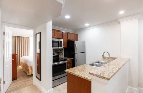 Florida Central Atlantic Coast Condo | Cozy One Bedroom Resort Condo Very close to DISNEY