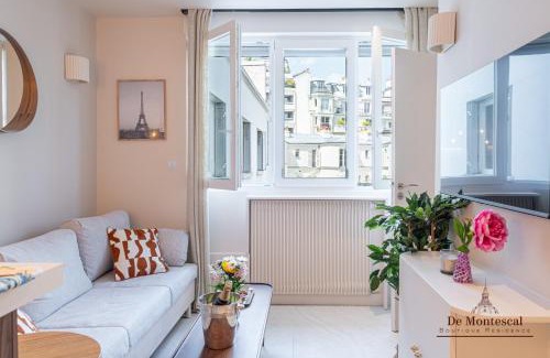 Notre-Dame-des-Champs Apartment | De Montescal Montparnasse AC appartment in a prime location 22 -36M2