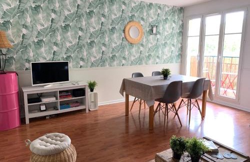 Chessy Apartment | Disney, comfortable 2 bedrooms family apartment, 7 pers, wifi, NETFLIX