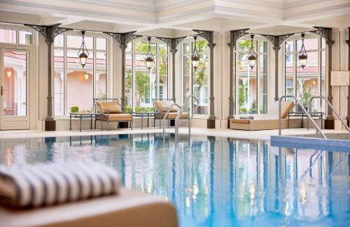 Chessy Hotel | Disneyland® Hotel