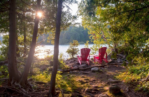 The Blue Mountains Condo | Dog-friendly home at the base of Blue Mountain