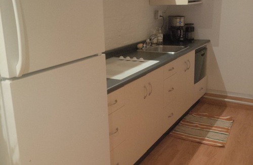 Cabbagetown Apartment | Downtown Apartment in Historic Cabbagetown