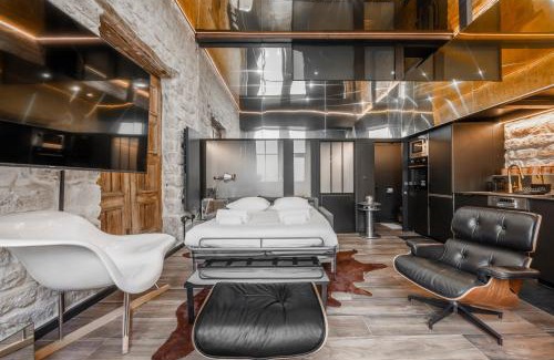 9th Arrondissement Apartment | Duplex in Central Paris - 15min to Palais Garnier