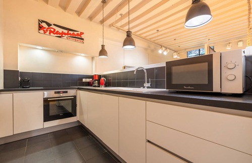 Saint-Merri Apartment | Duran Duran, 3BR/2BA, 6 personnes