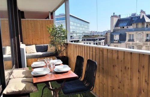 Grenelle Apartment | Elegant 48sqm apartment Eiffel - view & large terrace