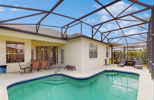 Calabay Parc House | Elegant home near theme parks with private pool & game room - snowbird-friendly
