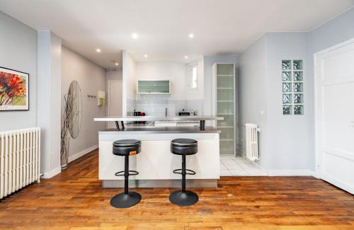 Quartier du Gros-Caillou Apartment | Elegant studio Saint-Dominique