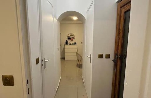 Rosny-sous-Bois Apartment | F2 Entièrement équipée - Centre commercial Rosny 2 - Porte de Vincennes - 2 Pers