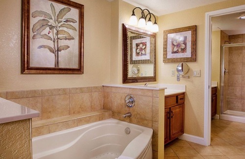 Bay Lake Resort | Family-fun resort just minutes from Disney World