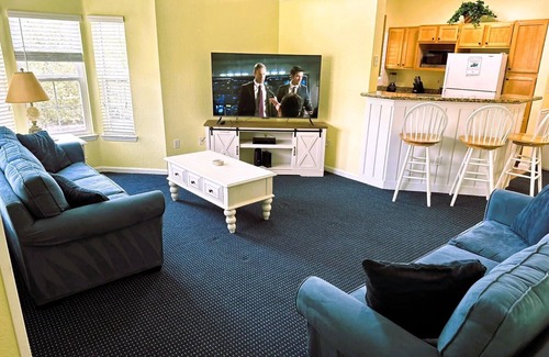 Kissimmee Condo | Family Resort near Disney, 3BR+Loft & 5 Fun Pools!