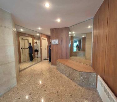 Combat Apartment | Fastrentbnb Appartement Parc des buttes Chaumont