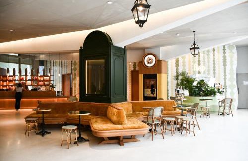 Parc-de-Montsouris Hostel | FIAP Paris