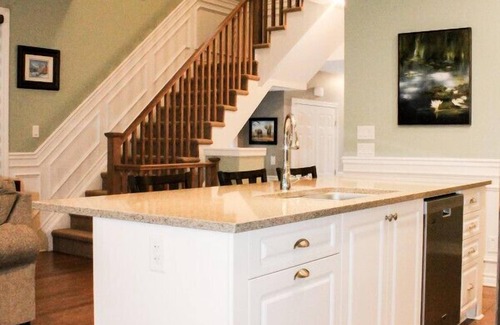 Amherstview House | Fields Inn Executive Townhouse