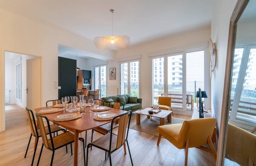 Zone d'amenagement concerte des Docks Apartment | 100 m² Apartment ∙ 3 bedrooms ∙ 6 guests