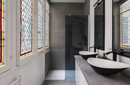 L'Europe Apartment | French Palace