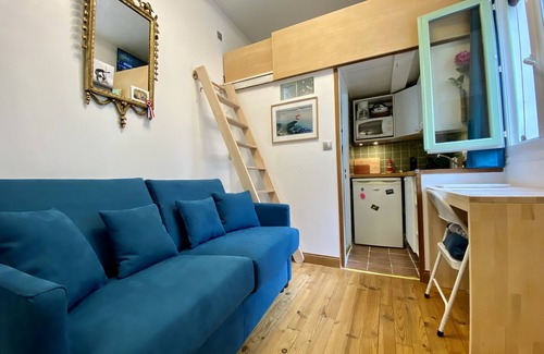Saint-Gervais Apartment | Furnished mezzanine studio - Paris - Marais