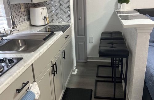 Poinciana Apartment | Giselle's mini house