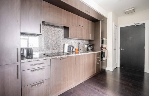 Willowdale Condo | GLOBALSTAY. Modern 1 Bedroom Condo In North York Skyscraper