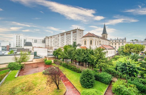 Joinville-le-Pont Apartment | Good Vibes - One Bedroom Apartment, Sleeps 2