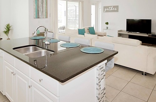 Kissimmee House | Gorgeous 6 Bedroom BellaVida Resort Home