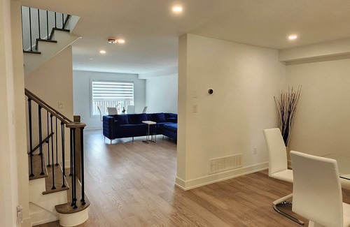 Elder Mills Bed & Breakfast | Gorgeous Home on Castle Park Blvd.