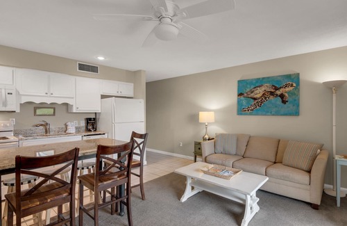 Miramar Beach House | Ground floor, Across from the Beach, Free Beach Service, Pool