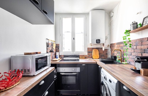 Pigalle Apartment | GuestReady - Chic Getaway near Sacré-Cœur for Two