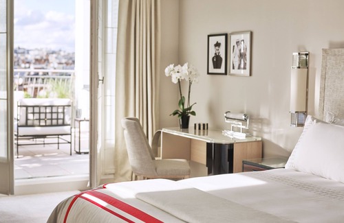 Champs-Elysees Other | Hôtel Plaza Athénée - Dorchester Collection