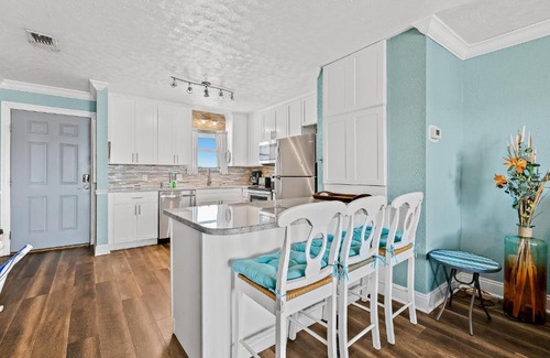 Fort Walton Beach Apartment | Hermitage