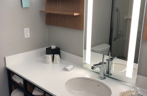 Northeast Mississauga Hotel | Hilton Garden Inn Toronto Airport