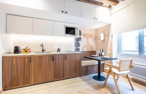 Saint-Gervais Apartment | HolidaysInParis - Bourg Tibourg