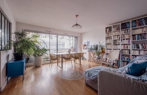 Grenelle Apartment | Home Comforts by the Eiffel Tower, by Veeve