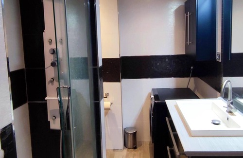 Sevres Apartment | Homerez - Modern Apartment in Sèvres - 43 sqm - Free Parking