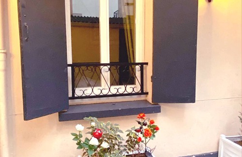 14th Arrondissement Hotel | Hotel ∙ 8 guests