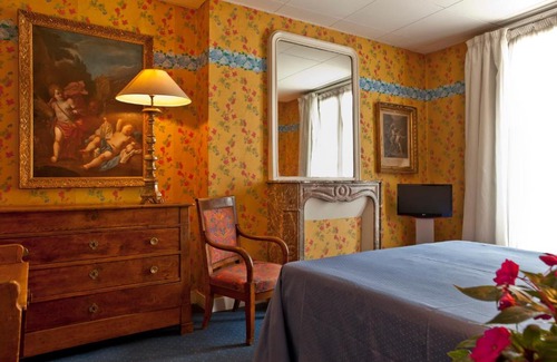 Les Halles Hotel | Hotel Agora