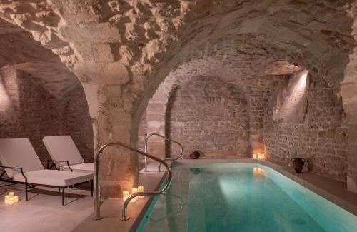 Latin Hotel | Hotel Madeleine De Senlis