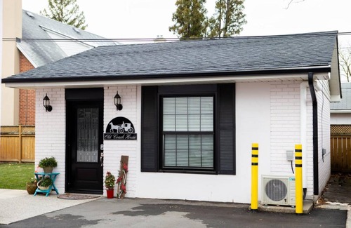Burlington House | House ∙ 2 bedrooms ∙ 3 guests