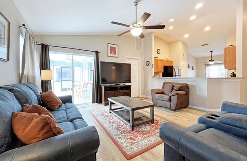 Hillcrest Estates House | House ∙ 4 bedrooms ∙ 8 guests