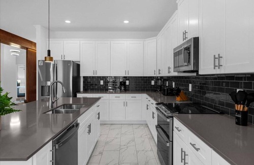 Campbell House | House ∙ 6 bedrooms ∙ 16 guests