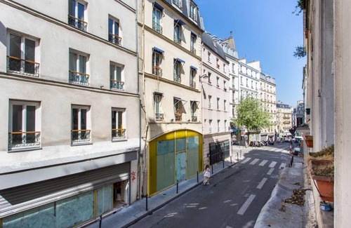 Strasbourg -Saint-Denis Apartment | HSH Magnifique Appartement Clery Sentier