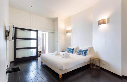 Strasbourg -Saint-Denis Apartment | HSH Magnifique Appartement Clery Sentier