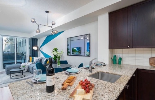 CityPlace Apartment | Iceboat Terrace-Downtown-Ent District