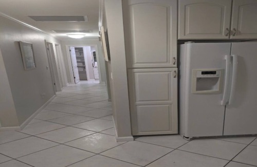 Indian Rocks Beach House | Indian Rocks Beach Pet Friendly Home 2blks To Beach. Waterfront, Pool Home!