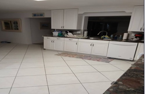 Indian Rocks Beach House | Indian Rocks Beach Pet Friendly Home 2blks To Beach. Waterfront, Pool Home!