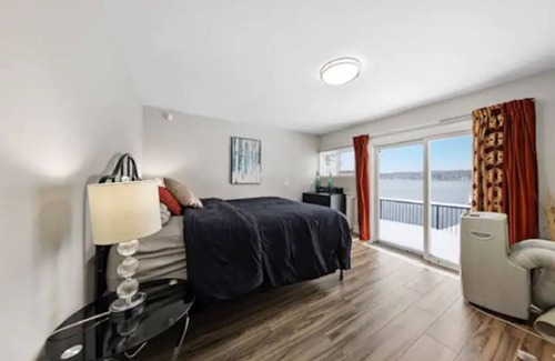 Loyalist Cottage | Kingston Lakehouse