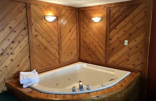 Huntsville Hotel | Knights Inn Huntsville, ON