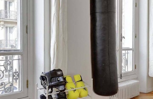 Saint-Vincent-de-Paul Apartment | L'Atelier Haussmann