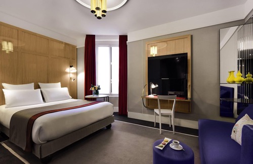 Quartier de la Porte-Saint-Denis Hotel | l'Echiquier Opéra Hotel Paris - MGallery Collection