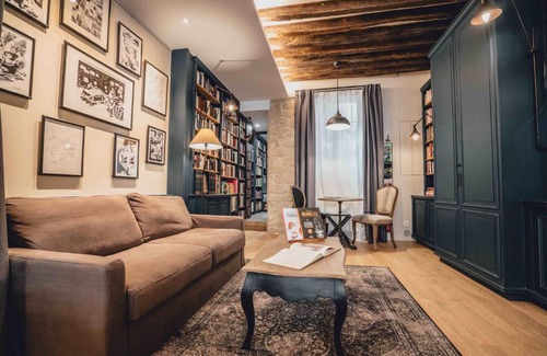 Enfants-Rouges Apartment | La suite heart of le Marais - quartier des enfants rouges