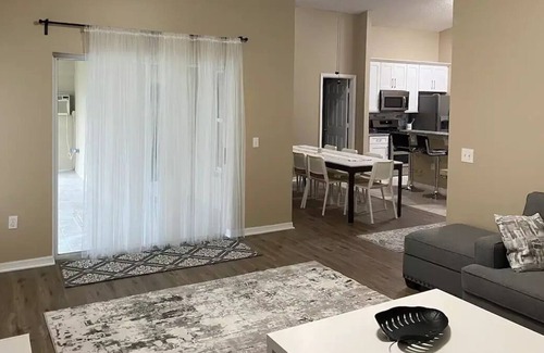Crescent Lakes House | Lakefront Villa with private heated pool. 30 Minutes from Disney / Universal!